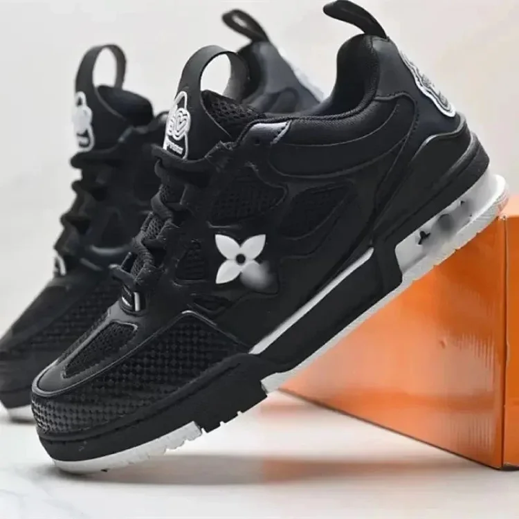 LV skates high quality · Boty a pantofle