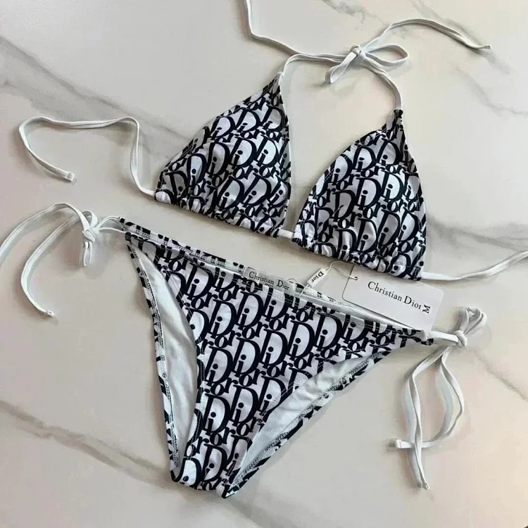Dior Bikini · Doplňky