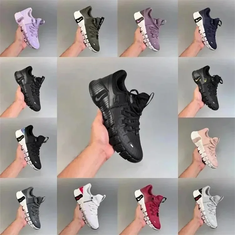 NIKE Running · Boty a pantofle