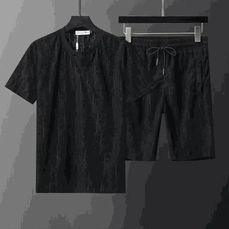 Dior Suits · Tricouri