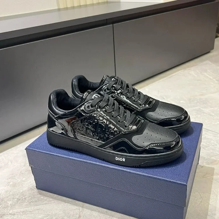 Dior B27 · Boty a pantofle