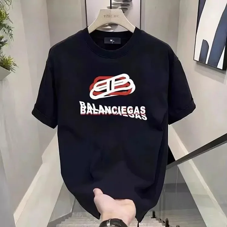 Balenciaga · قمصان تي شيرت