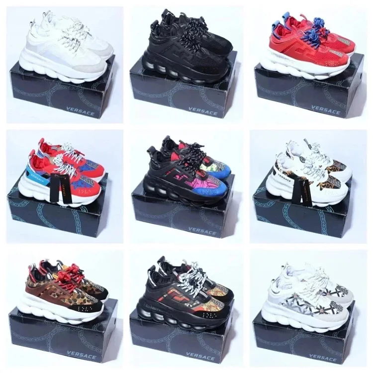 VERSACE CHAIN · Boty a pantofle