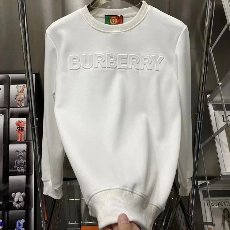 BURBERRY  T-shirt