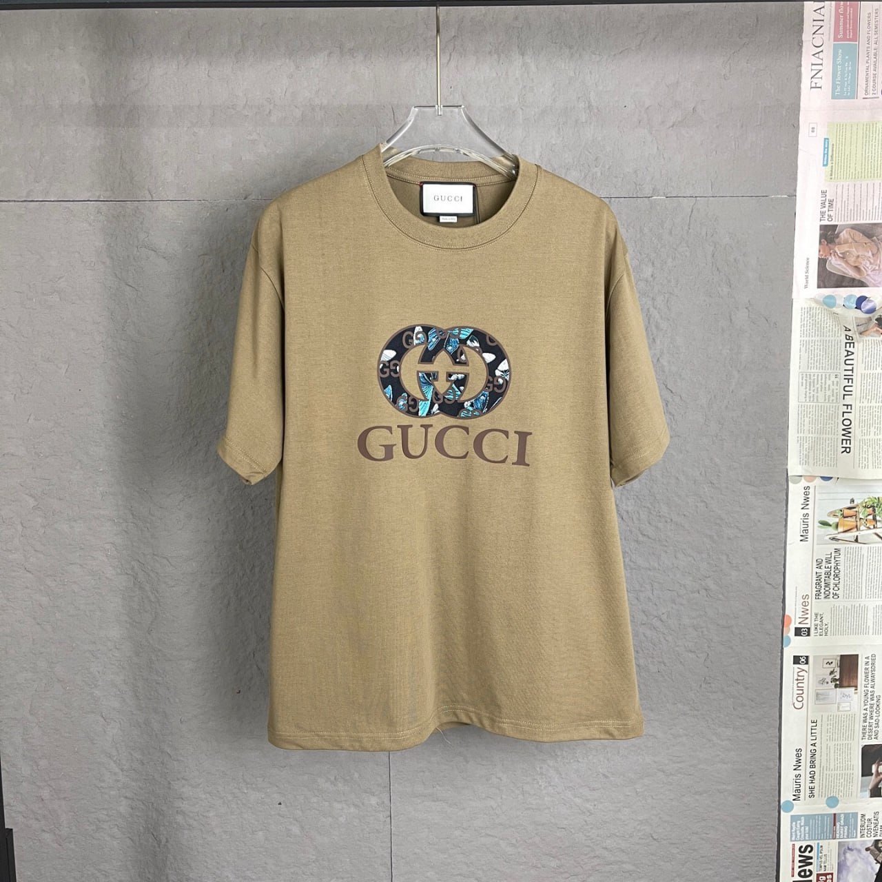 Gucci minimalist short sleeves · قمصان تي شيرت