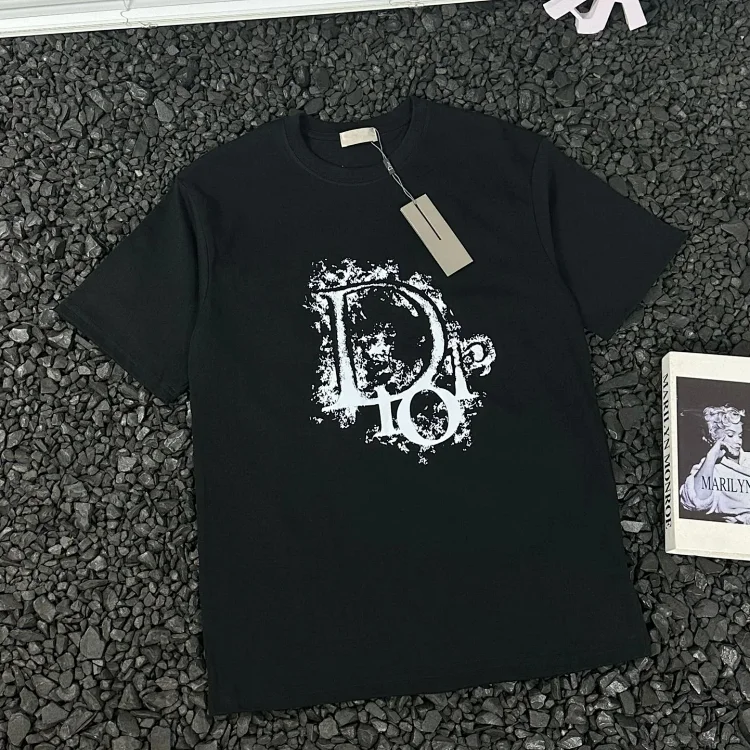 Dior Versatile Short Sleeves · قمصان تي شيرت