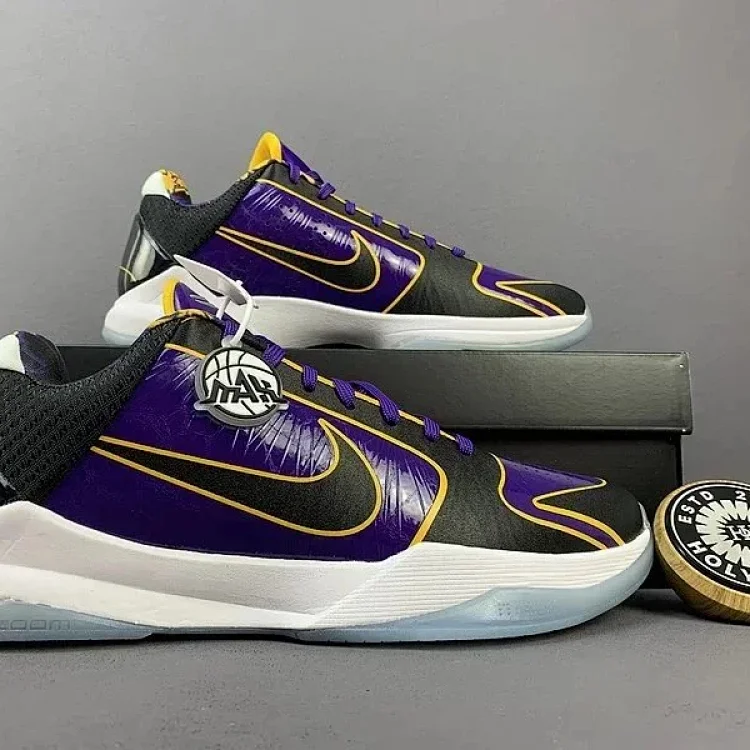 KOBE VI PROTRO · Schuhe & Slipper
