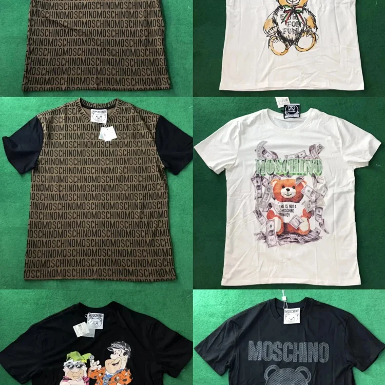 Moschino Tee · Tişörtler