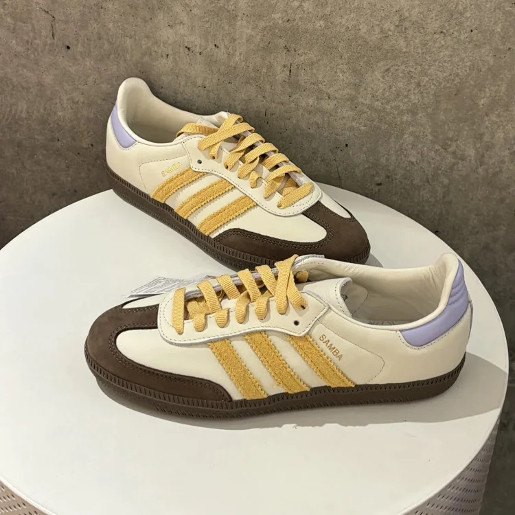 Samba · Sko og tøfler