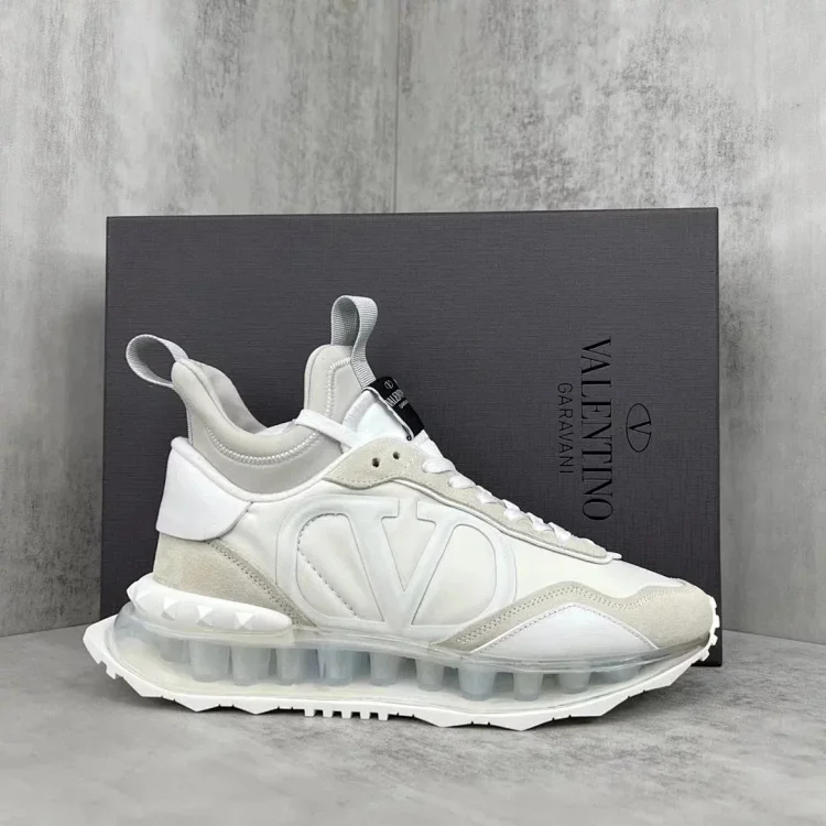 Valentino · Boty a pantofle