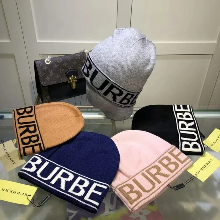 WINTER HAT · Accessoires