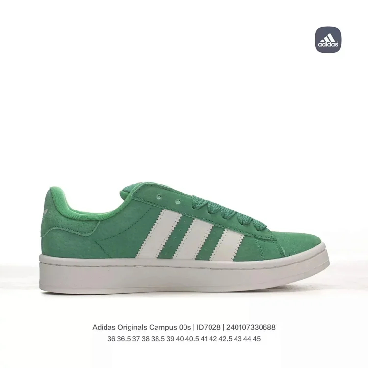 Adidas Samba · Boty a pantofle