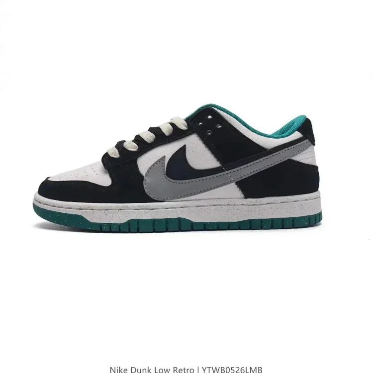 Nike Dunk Low Retro 40 · Boty a pantofle