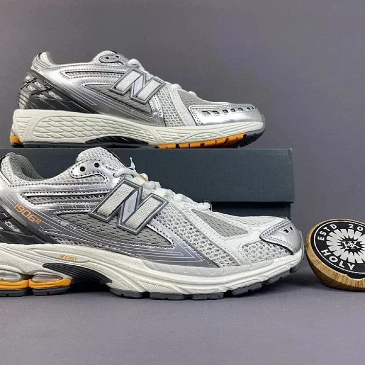 New Balance 1906R New Balance 9060 · Schuhe & Slipper