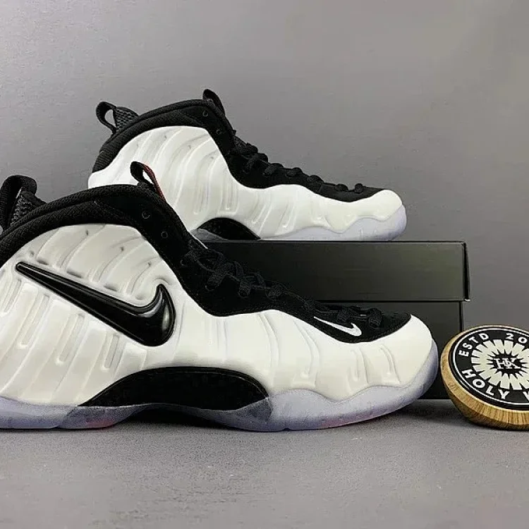 Nike Air Foamposite · Schuhe & Slipper