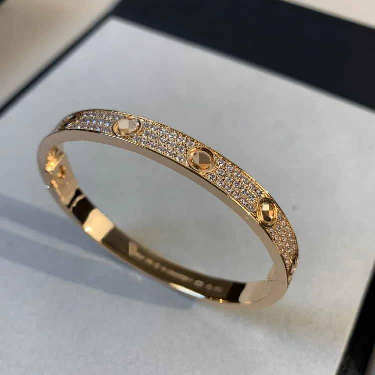 Cartier Love 24 · Accessoires