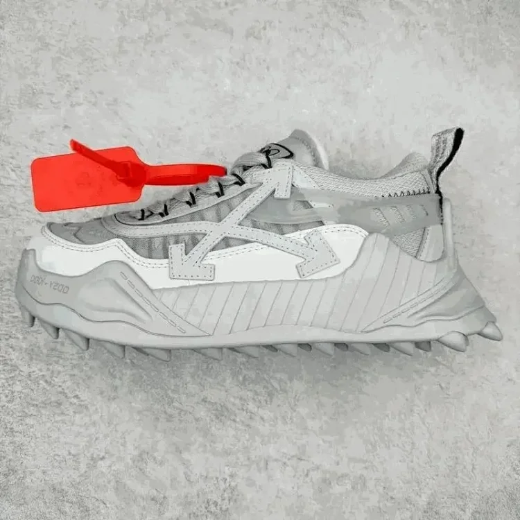 off white · Schuhe & Slipper