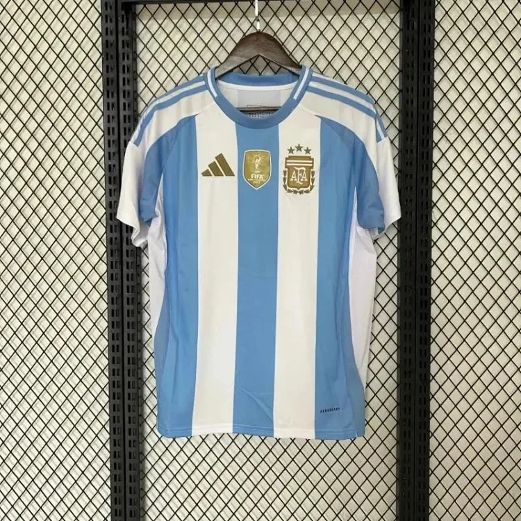 BRASIL TEES · Accesorios