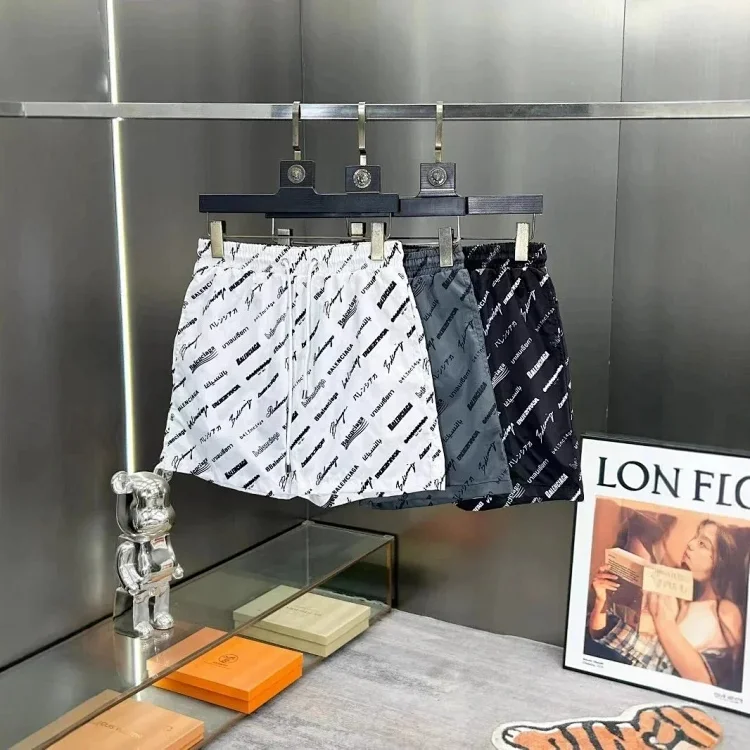 Balenciaga 3 · Hosen & Shorts